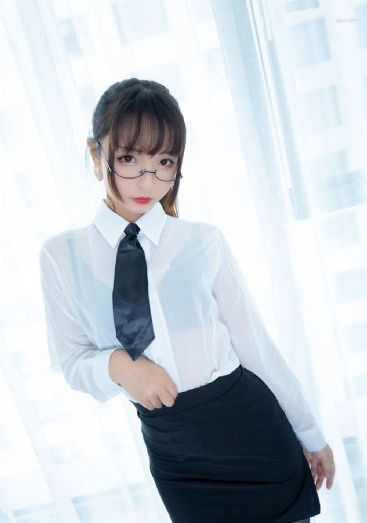 丫鬟犯错被打的作文小耘_1080P手机在线看
