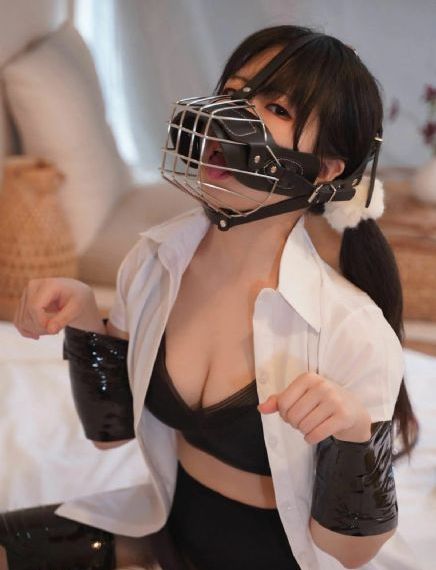2001个疯子完整版在线观影_BD英语免费观看视频