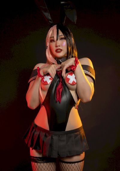 加勒比海盗1国语版免费_十万网红美女美酱