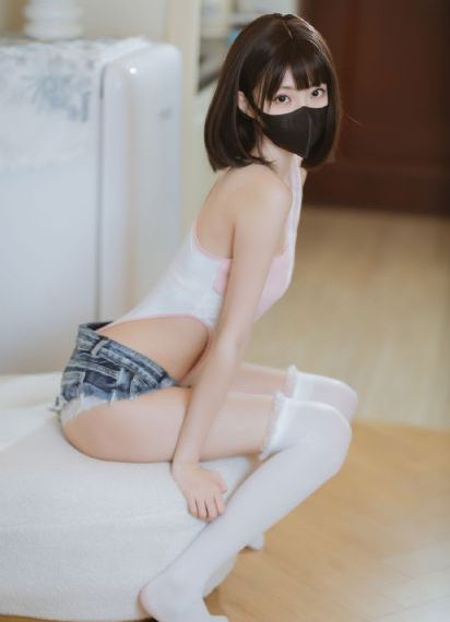 年轻的女教师在线_无删减完整版在线观看