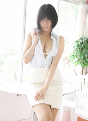 美女和男人差差差_BD英语超清免费观看