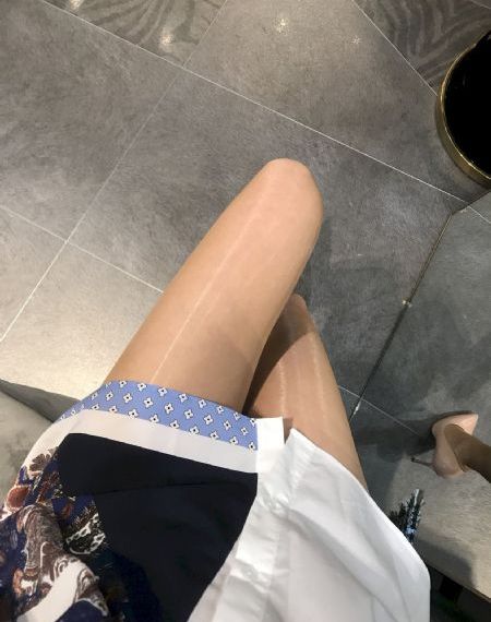 两腿之间电影_免费观看