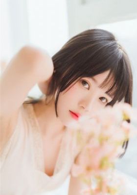 年轻漂亮的学生4_BD韩语完整在线观看